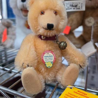 Sale Photo Thumbnail #204