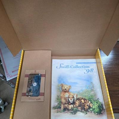 Sale Photo Thumbnail #159