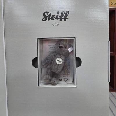 Sale Photo Thumbnail #149