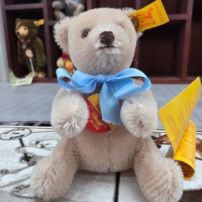 Sale Photo Thumbnail #142