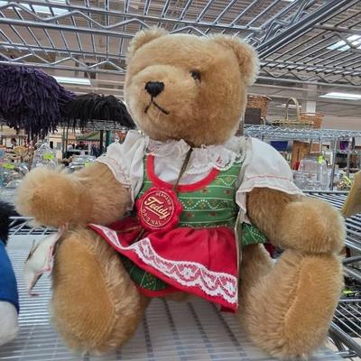 Sale Photo Thumbnail #99