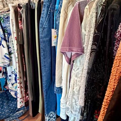 Sale Photo Thumbnail #184