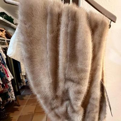 Sale Photo Thumbnail #177