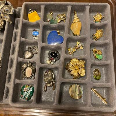 Sale Photo Thumbnail #117