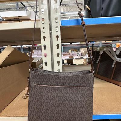 Sale Photo Thumbnail #112