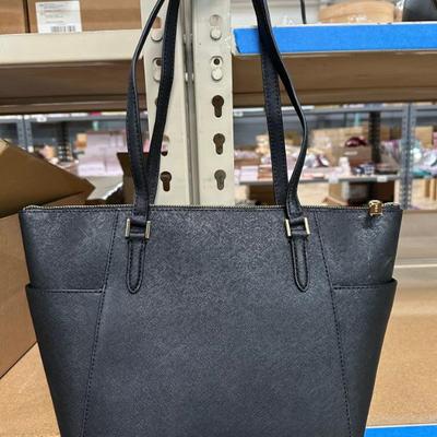 Sale Photo Thumbnail #44