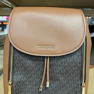 Sale Photo Thumbnail #127