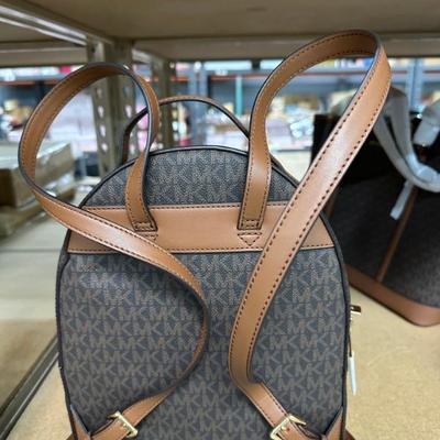 Sale Photo Thumbnail #135