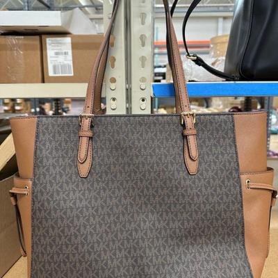 Sale Photo Thumbnail #60