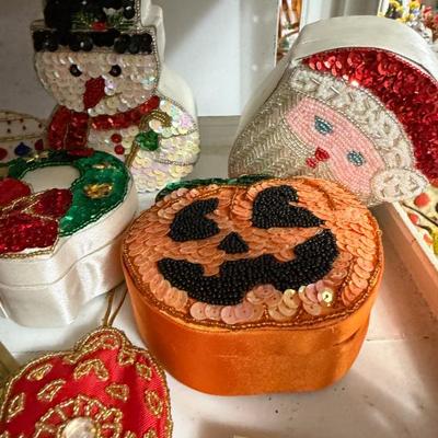 Sale Photo Thumbnail #445