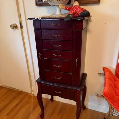 Sale Photo Thumbnail #357