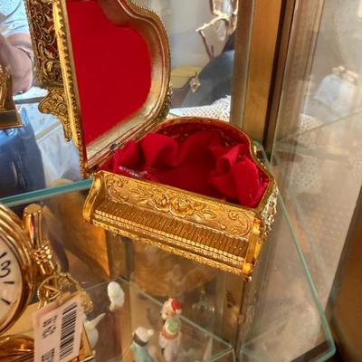 Sale Photo Thumbnail #308