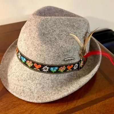 Sale Photo Thumbnail #47