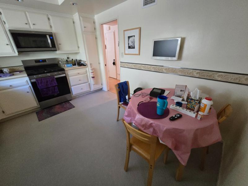 Sale Photo Thumbnail #9