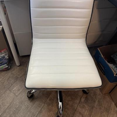 Sale Photo Thumbnail #354