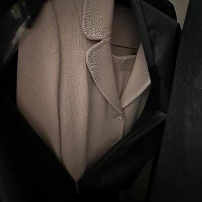 Sale Photo Thumbnail #46