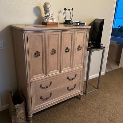 Sale Photo Thumbnail #33