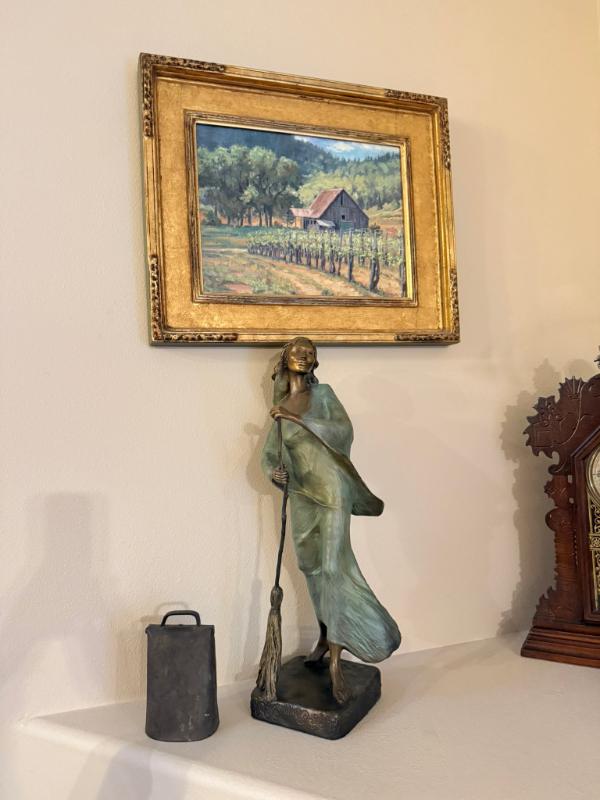 Sale Photo Thumbnail #3