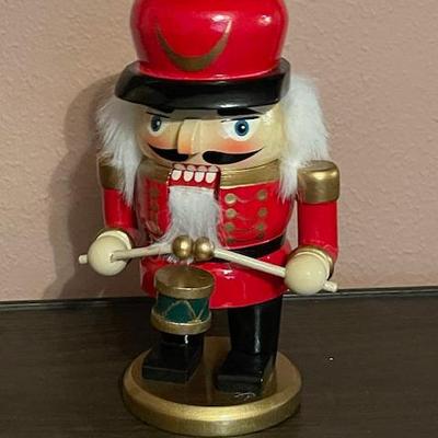 Sale Photo Thumbnail #32