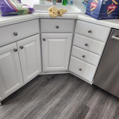 Sale Photo Thumbnail #9