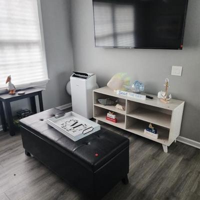 Sale Photo Thumbnail #100