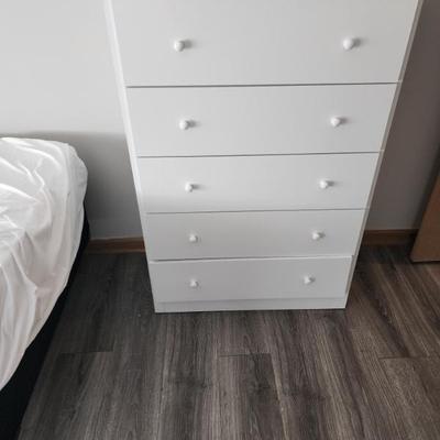 Sale Photo Thumbnail #32