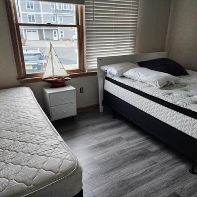 Sale Photo Thumbnail #153