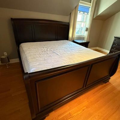 Sale Photo Thumbnail #129