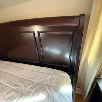 Sale Photo Thumbnail #126