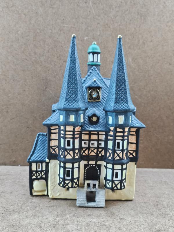 Sale Photo Thumbnail #9