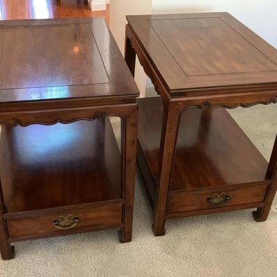 Henredon Fine Furniture Set of Nightstands