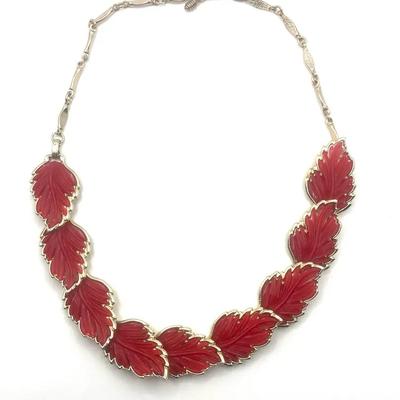 Vintage 1950s 50s Red Thermoset Plastic & Gold Tone Link Collar Leaf Necklace