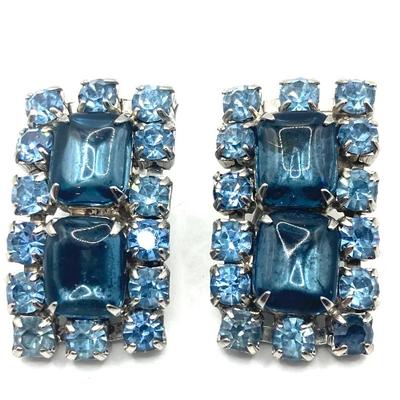 Vintage Vibrant Blue Rhinestone Clip-On Earring
