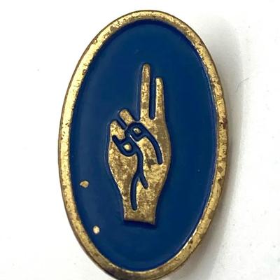 Girl Scout Brownie Promise Pin from the 1960s