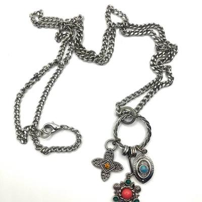 Boho Vintage Unmarked Silver Tone Chain Necklace w Charm Pendant 34"