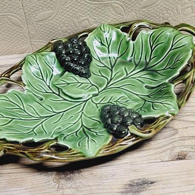 F Mendes Portugal Grape And Leaf Majolica Tray