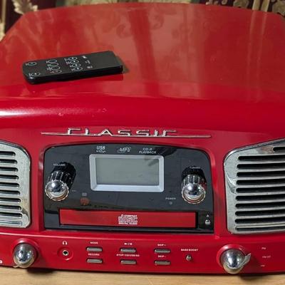 Classic Retro Turntable with CD Player, MP3 Player and Radio