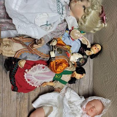 Doll Lot Souvenir And Toy Style To Craft With TLC