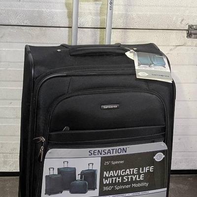 Samsonite 25" Spinner Rolling Luggage With Tags