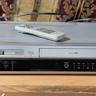 GoVideo DV1130 DVD/VCR Combo player (Tested - Works)