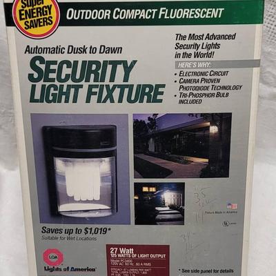 Dusk to Dawn Security Light Fluorescent 