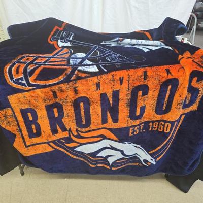 Sale Photo Thumbnail #782