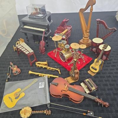 Sale Photo Thumbnail #745