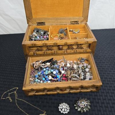 Sale Photo Thumbnail #289