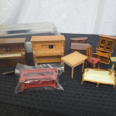 Sale Photo Thumbnail #744