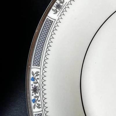 Royal Doulton Romance Collection “Melissa” Fine China - Service For 8