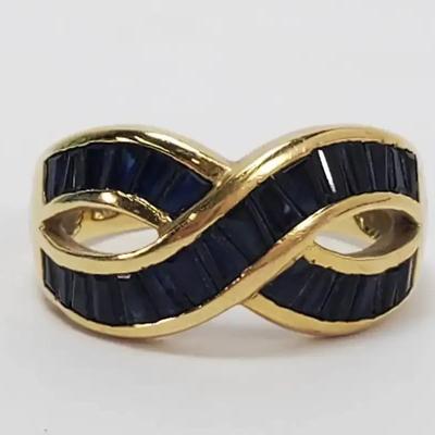 14K Gold Blue Spinel Ring - Size 6.75