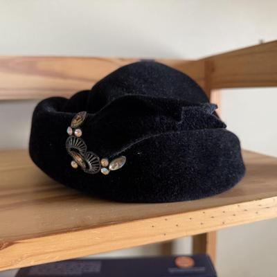 Sale Photo Thumbnail #142