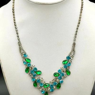 Sparkling Rhinestone Necklace