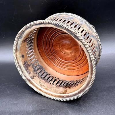 Wood Based Metal Vessel 